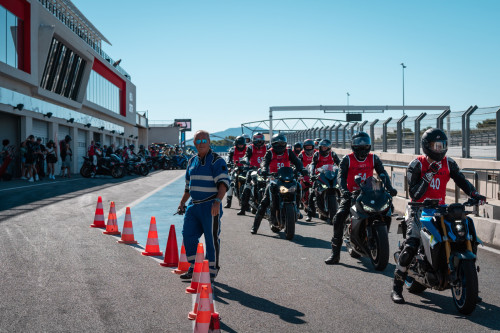 PERFECTIONNEMENT AU DRIVING CENTER & STAGE DE PILOTAGE SUR LE 5.8KM - 21 AOUT 2023